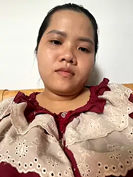 Snapshot of anne_baby2k chatting on November 3, 6:47 am anne baby2k online show from November 3, 6:47 am