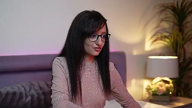 JoelleApril online show from October 17, 8:55 pm