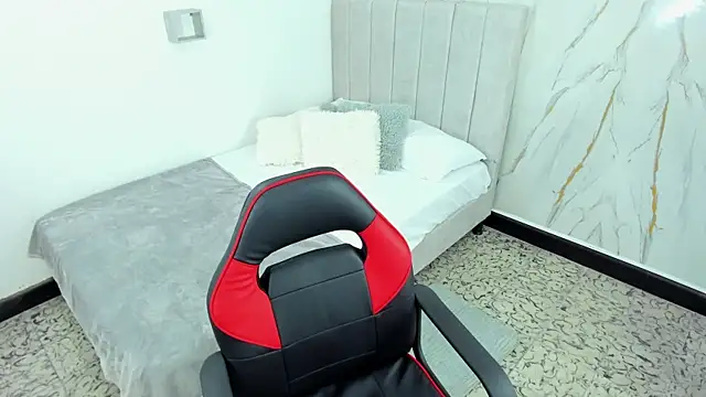 Amira mansour online show from October 24, 7:21 pm