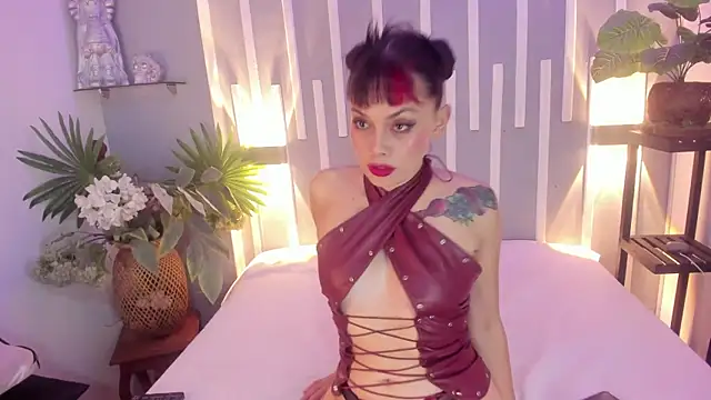 Red  Intense   online show from October 26, 2:17 am