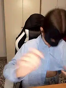  aliceewonder  online show from January 18, 5:06 pm