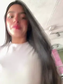 LunaMoore Pink online show from March 19, 12:53 pm