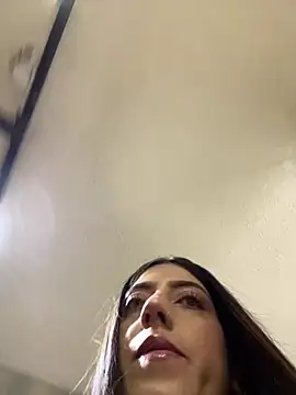 Snapshot of ElectraPink_ chatting on February 18, 1:29 pm ElectraPink online show from February 18, 1:29 pm