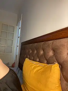 Snapshot of Milina123456 chatting on November 7, 2:50 pm Milina123456 online show from November 7, 2:50 pm