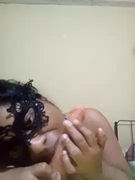 Snapshot of Expose_Queen chatting on November 27, 5:15 pm Expose Queen online show from November 27, 5:15 pm