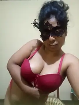 Snapshot of Expose_Queen chatting on December 14, 4:34 pm Expose Queen online show from December 14, 4:34 pm