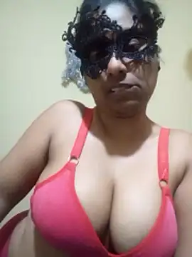 Snapshot of Expose_Queen chatting on January 10, 4:53 pm Expose Queen online show from January 10, 4:53 pm