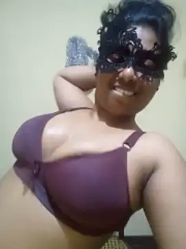 Snapshot of Expose_Queen chatting on February 15, 6:04 pm Expose Queen online show from February 15, 6:04 pm