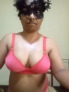 Snapshot of Expose_Queen chatting on March 1, 11:12 am Expose Queen online show from March 1, 11:12 am