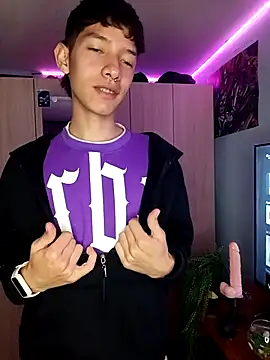 heyy noah11 online show from November 3, 1:29 am