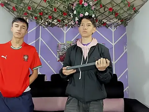 heyy noah11 online show from February 12, 1:17 pm