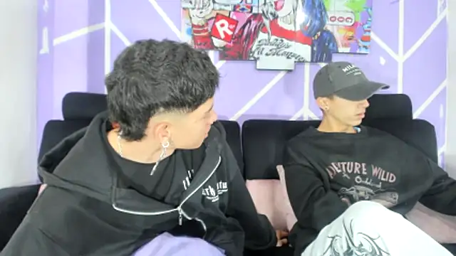 heyy noah11 online show from April 14, 1:39 pm