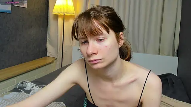 Snapshot of EvelynJin_ chatting on October 21, 3:24 pm EvelynJin  online show from October 21, 3:24 pm
