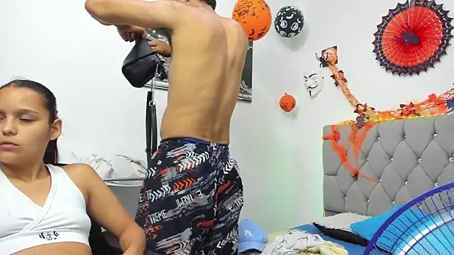 Sofi And Santy online show from November 4, 11:48 pm