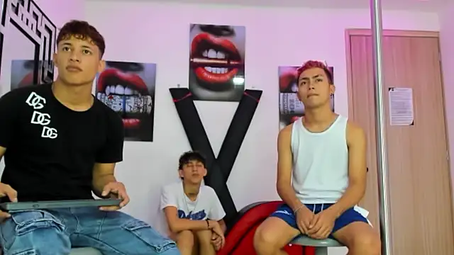 EMPIRE BOYS1 online show from October 18, 7:25 pm