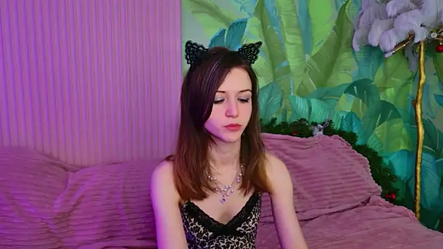 Snapshot of Kara_Kirby chatting on January 7, 5:54 am Kara Kirby online show from January 7, 5:54 am