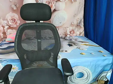 hii tanisha online show from April 1, 3:53 pm