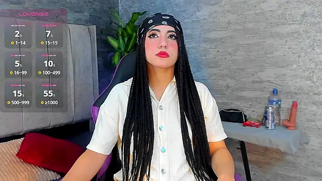 odett rivas  online show from October 25, 1:57 am