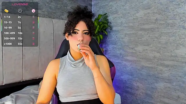 odett rivas  online show from November 10, 1:32 pm