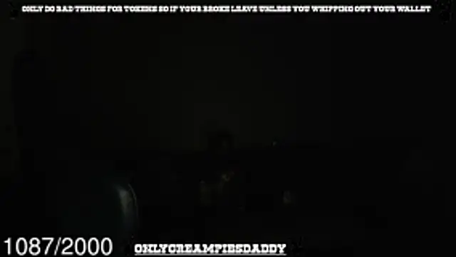 Snapshot of onlycreampiesdaddy chatting on May 20, 5:13 am onlycreampiesdaddy online show from May 20, 5:13 am