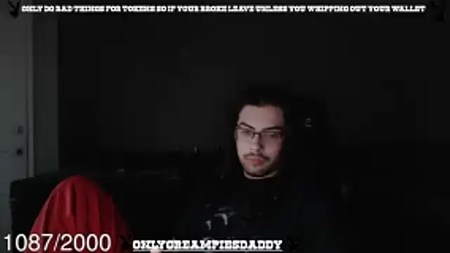 Snapshot of onlycreampiesdaddy chatting on May 27, 1:57 am onlycreampiesdaddy online show from May 27, 1:57 am