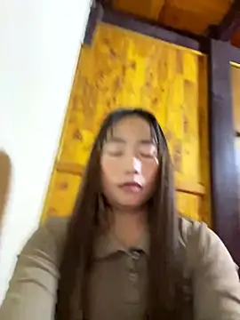 Snapshot of Maymay__ chatting on November 1, 2:35 am Maymay online show from November 1, 2:35 am