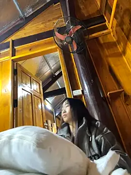 Snapshot of Maymay__ chatting on November 25, 7:08 am Maymay online show from November 25, 7:08 am