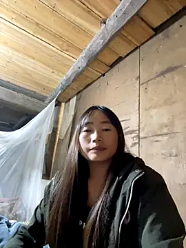 Snapshot of Maymay__ chatting on December 4, 6:44 am Maymay online show from December 4, 6:44 am