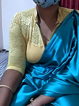 Snapshot of Best_Kannada_Couple chatting on October 27, 5:33 am Best Kannada Couple online show from October 27, 5:33 am