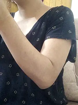 Snapshot of Tanha18 chatting on February 23, 2:03 pm Tanha18 online show from February 23, 2:03 pm