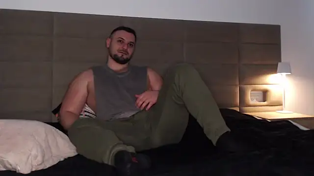 BriannSmith online show from February 20, 1:55 pm