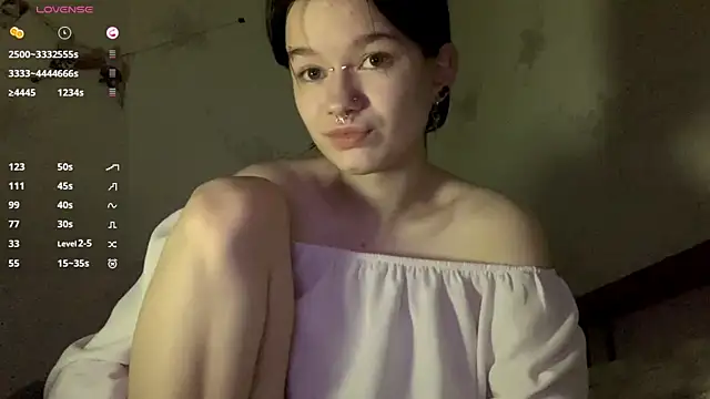 Snapshot of LorRebak chatting on February 14, 6:59 pm LorRebak online show from February 14, 6:59 pm