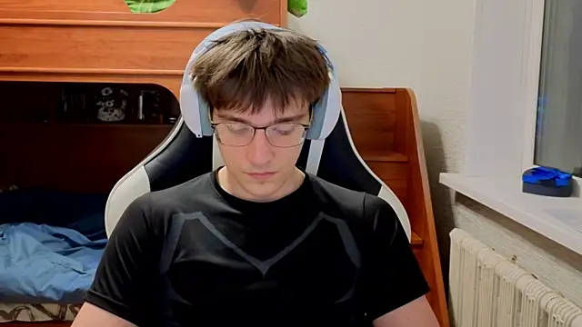 sweeetangeel online show from December 21, 5:42 pm