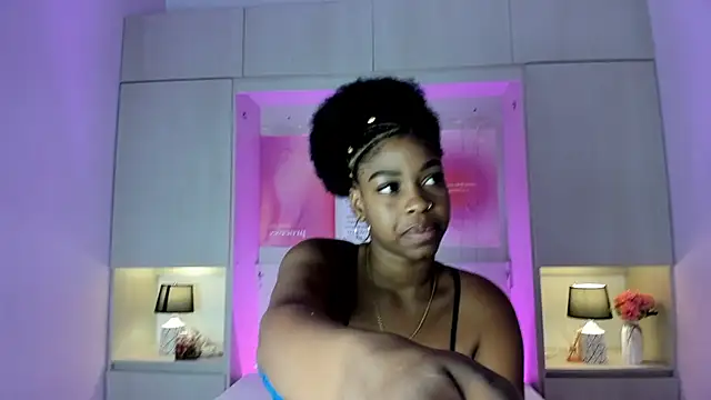 MaraBaker online show from November 2, 11:45 am