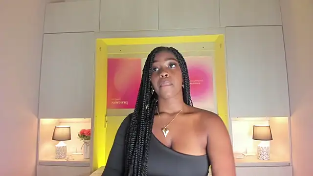 MaraBaker online show from December 15, 7:51 pm