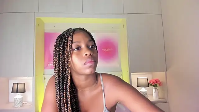 Snapshot of MaraBaker chatting on February 2, 11:42 am MaraBaker online show from February 2, 11:42 am