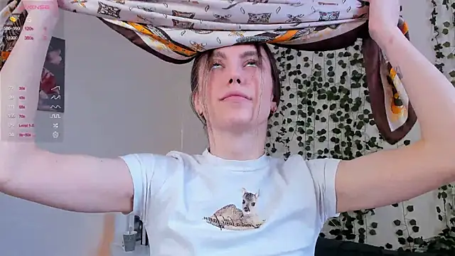 sweet and flirt online show from November 19, 6:46 am