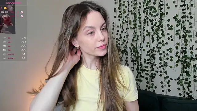 sweet and flirt online show from November 22, 6:45 am