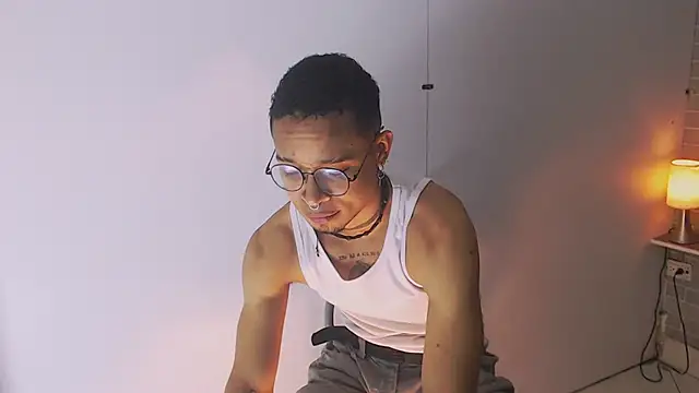 Jayden Morris online show from March 8, 7:17 pm