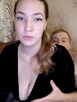 Snapshot of Mistyy_Wet chatting on October 22, 9:36 pm Mistyy Wet online show from October 22, 9:36 pm