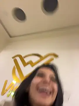 AlyssaRay online show from April 17, 12:19 pm