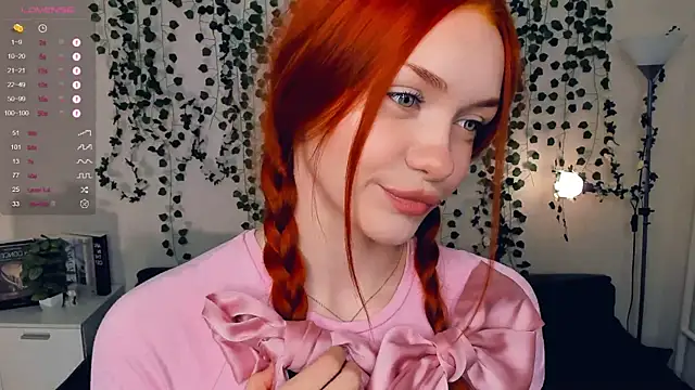 Foxy blush online show from November 8, 7:12 pm