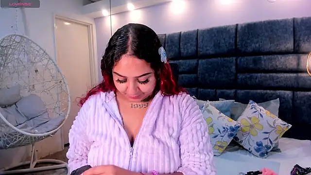 atennea diiossa online show from December 3, 11:52 am