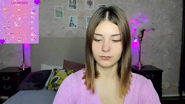 Snapshot of MargoChill chatting on November 16, 2:33 pm MargoChill online show from November 16, 2:33 pm