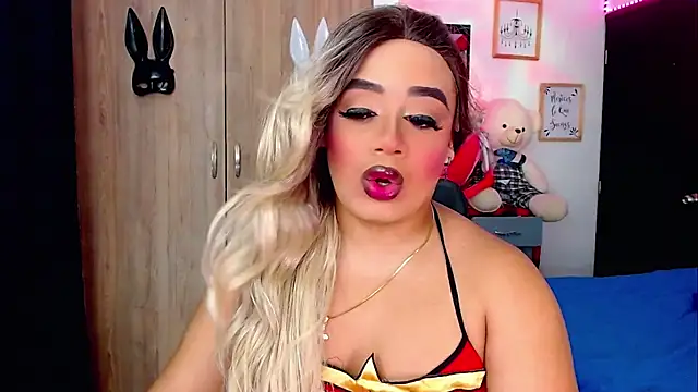 Sofiabigcock22 online show from November 7, 11:49 pm