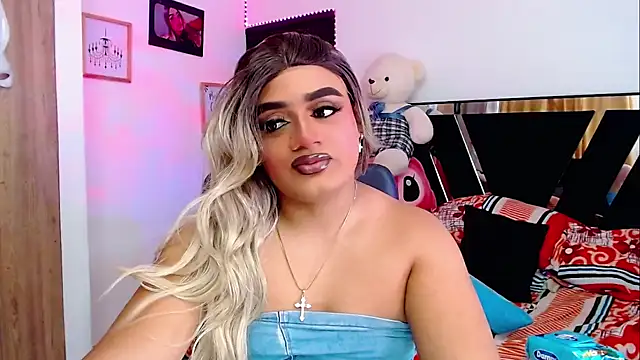 Sofiabigcock22 online show from December 5, 11:30 am