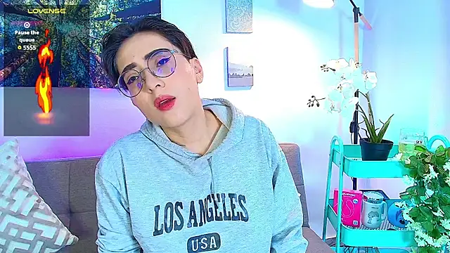 Snapshot of Alex_carter chatting on October 15, 11:32 am Alex carter online show from October 15, 11:32 am