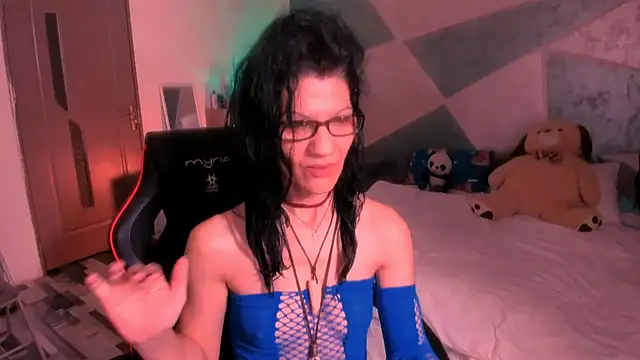 Snapshot of SweetSin40 chatting on May 31, 7:26 pm SweetSin40 online show from May 31, 7:26 pm