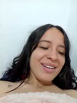 CARO ADAMS1 online show from December 20, 1:18 pm