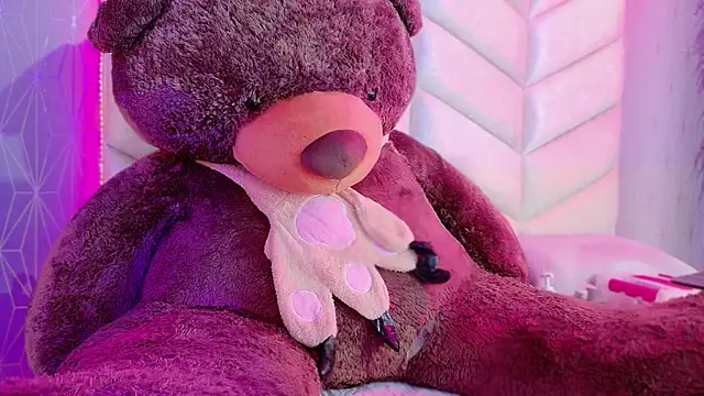 Snapshot of CARO_ADAMS1 chatting on January 17, 11:37 am CARO ADAMS1 online show from January 17, 11:37 am